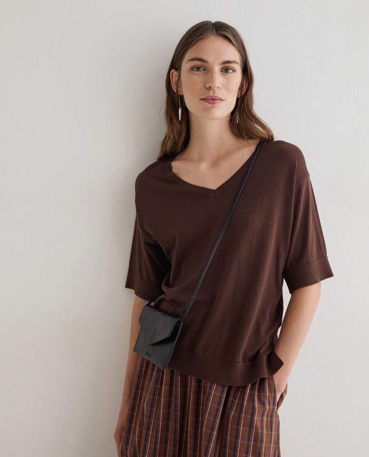Bolso monedero de piel en color negro
