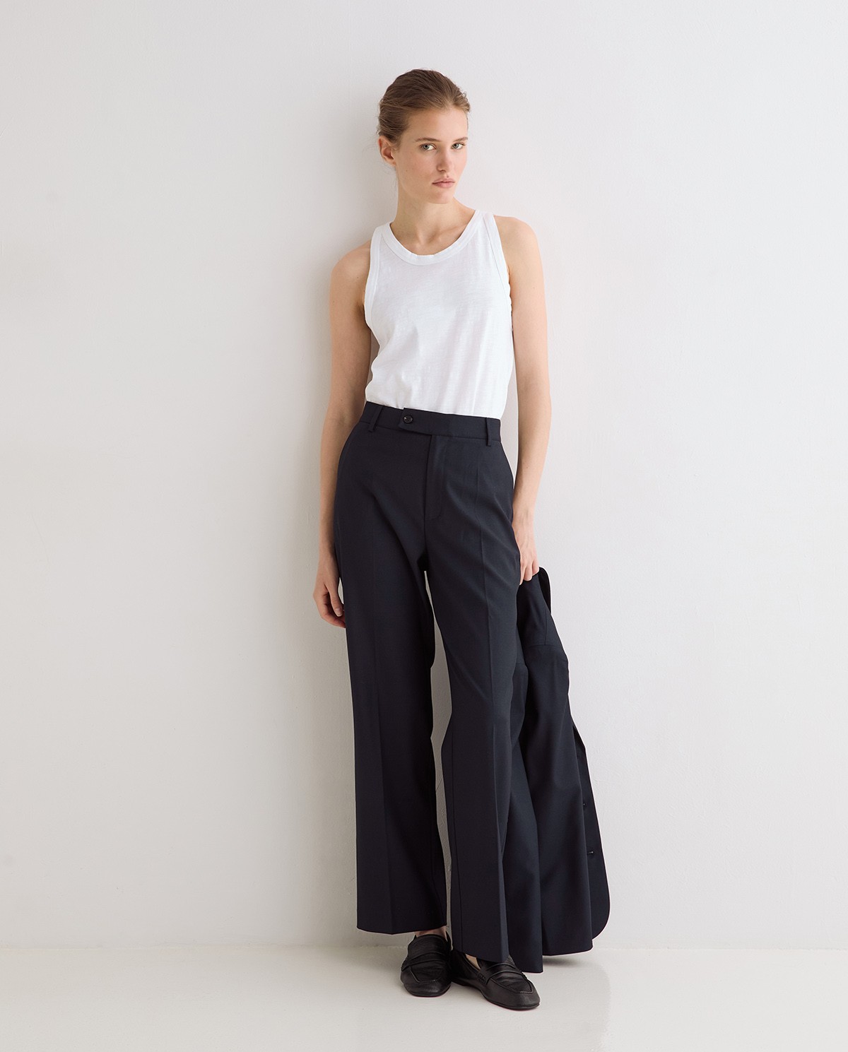 Pantalón de traje en azul marino 3