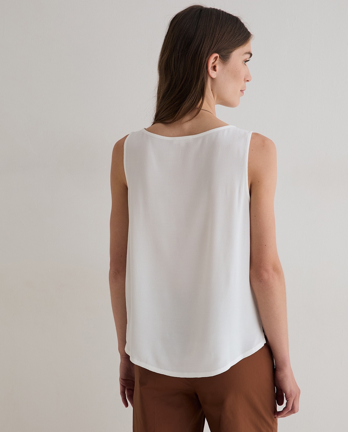Top fluido textura en color crudo 3