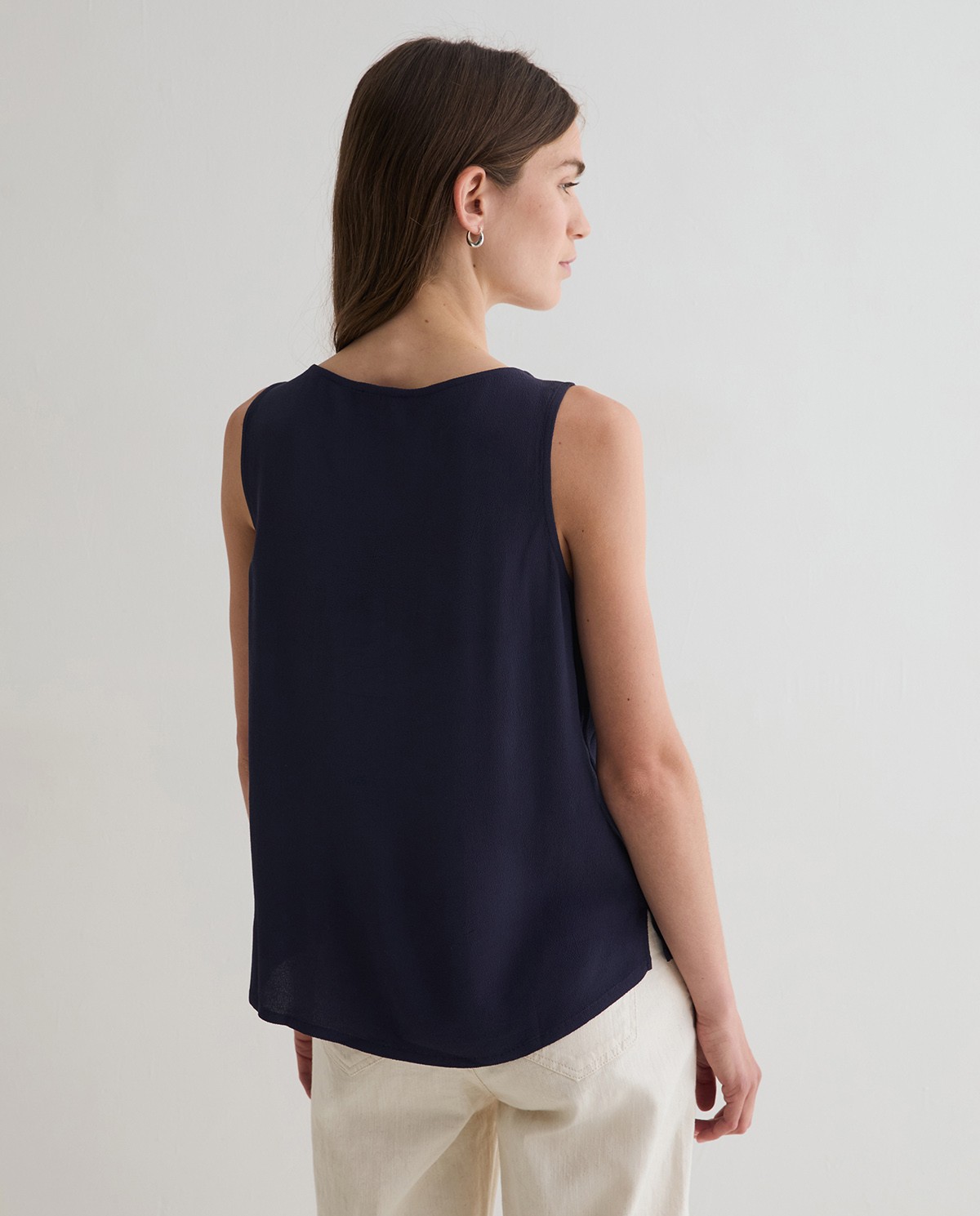 Top fluido textura en color azul marino 3