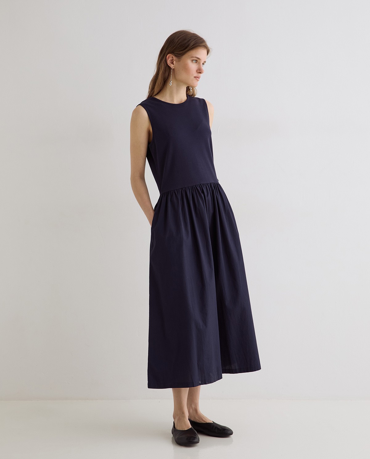 Vestido largo combinado en color azul oscuro 4