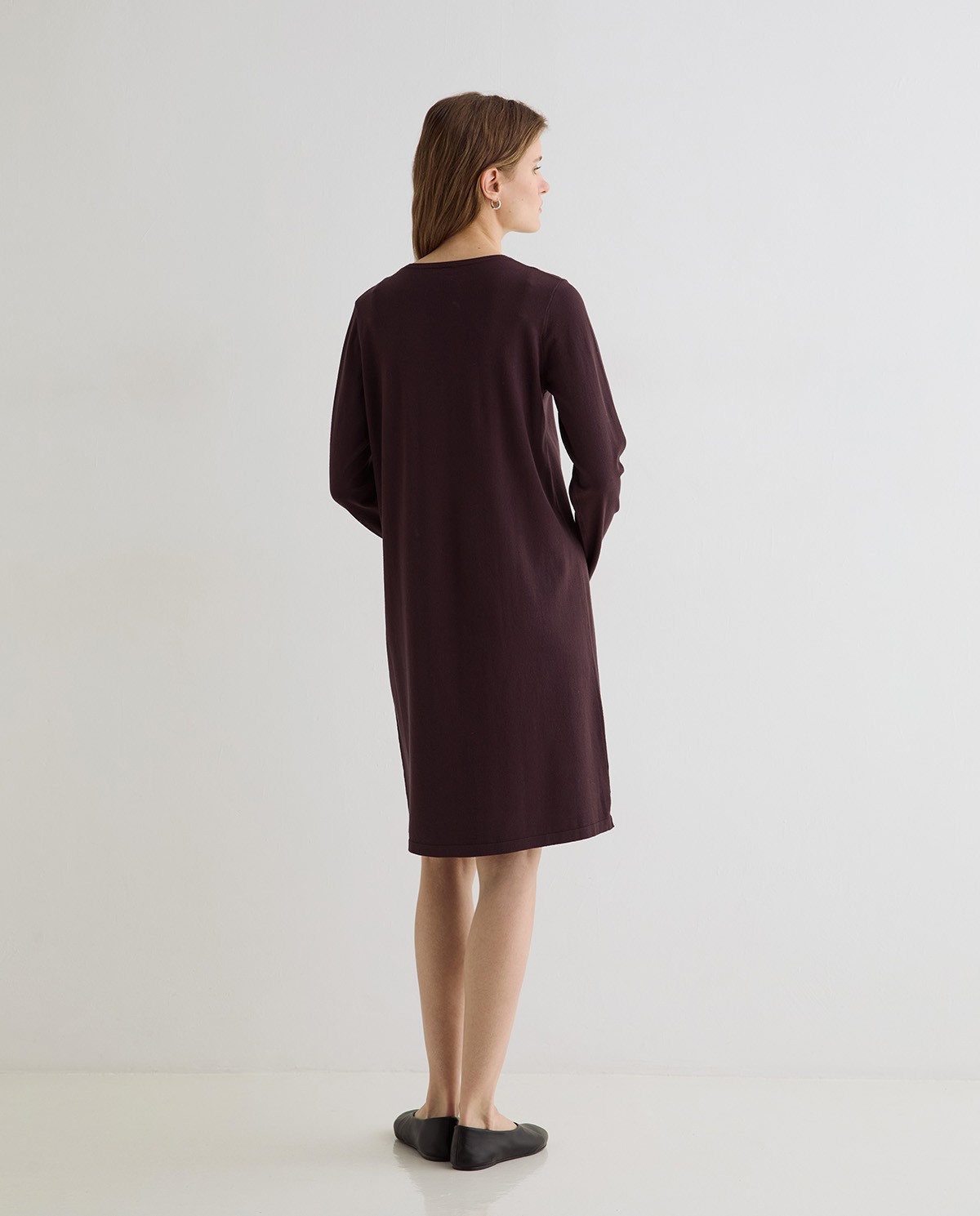 Vestido corto de punto berenjena para mujer 4
