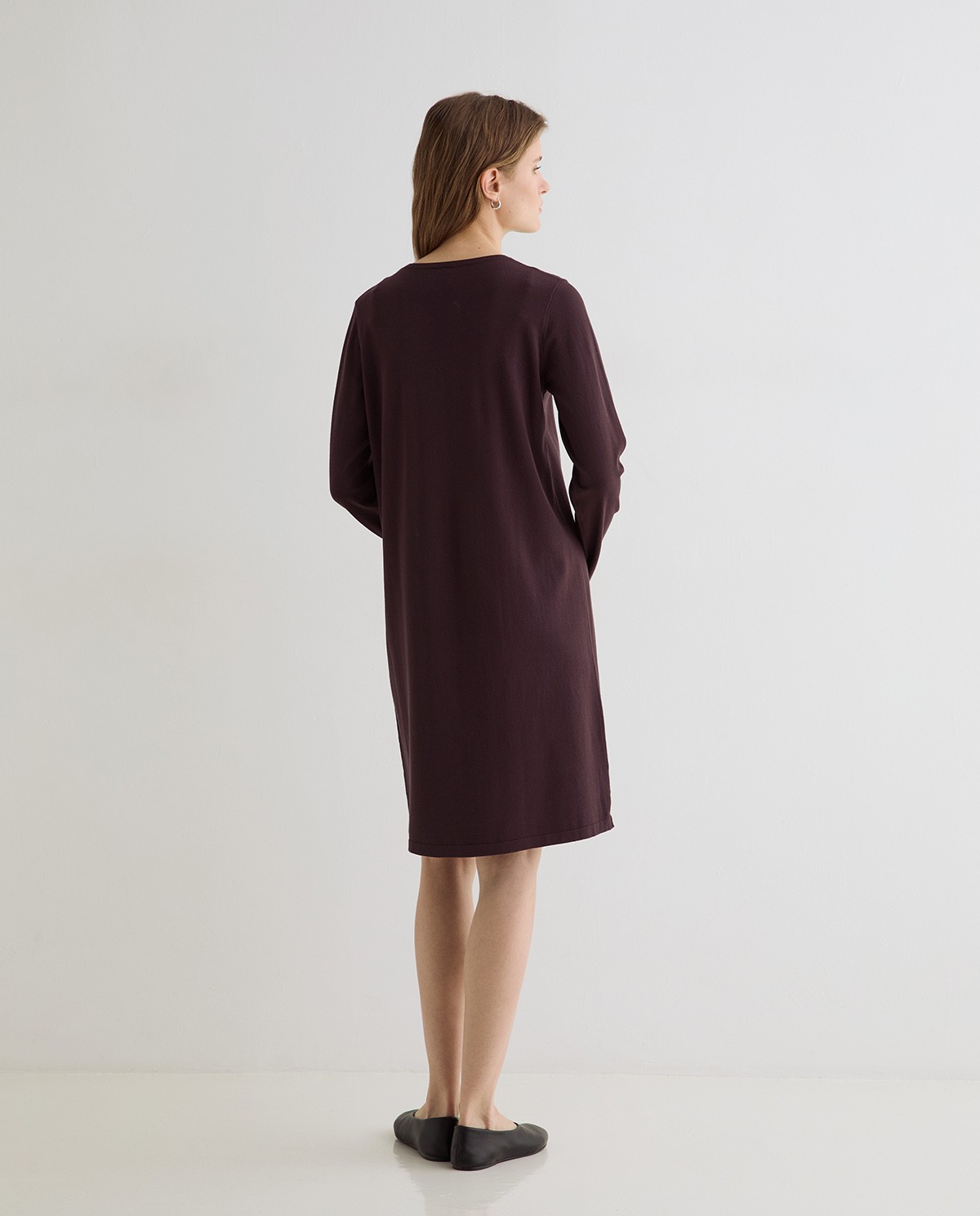 VESTIDO CORTO DE PUNTO