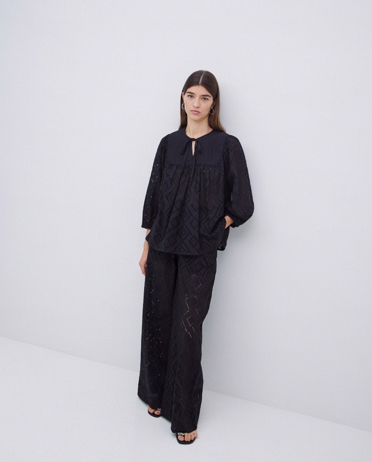 Pantalons wide leg brodat negre