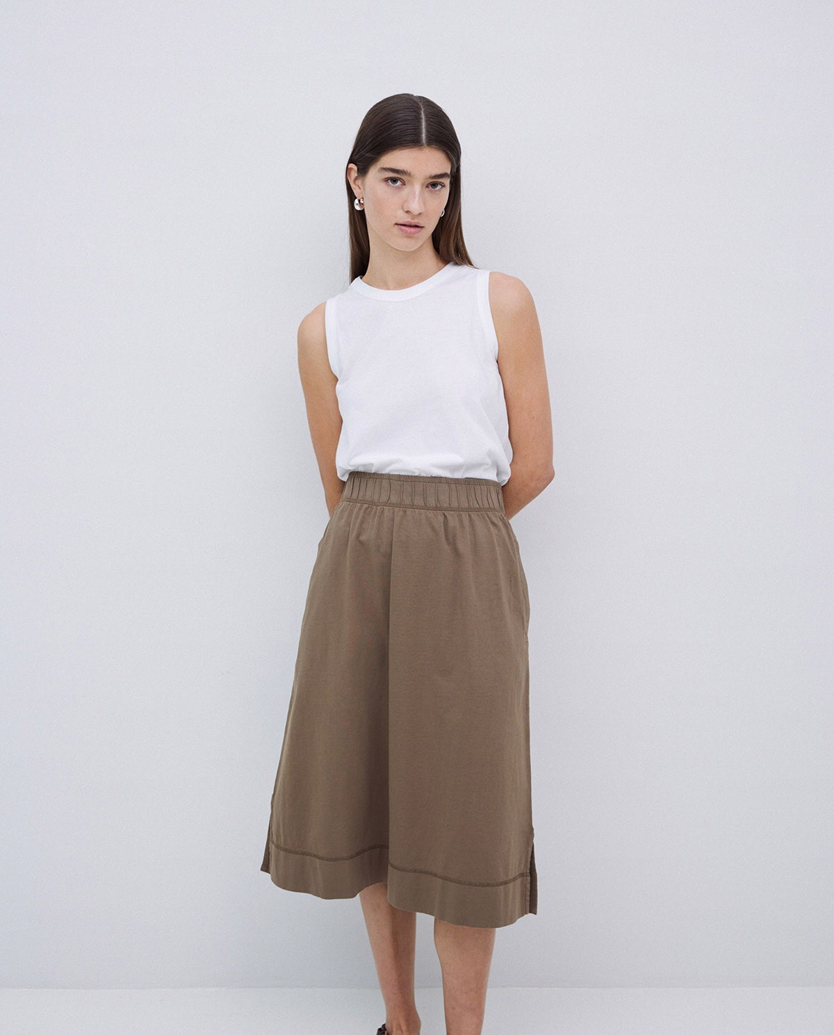 Falda midi de punto algodón caqui 3