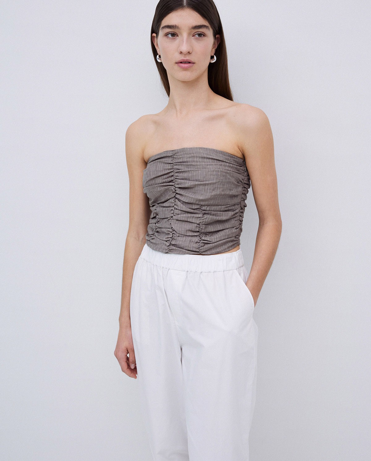 Top drapé épaules nues kaki 2