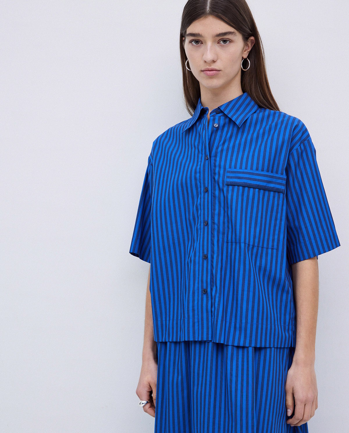 Chemise en popeline à rayures bleu foncé 1