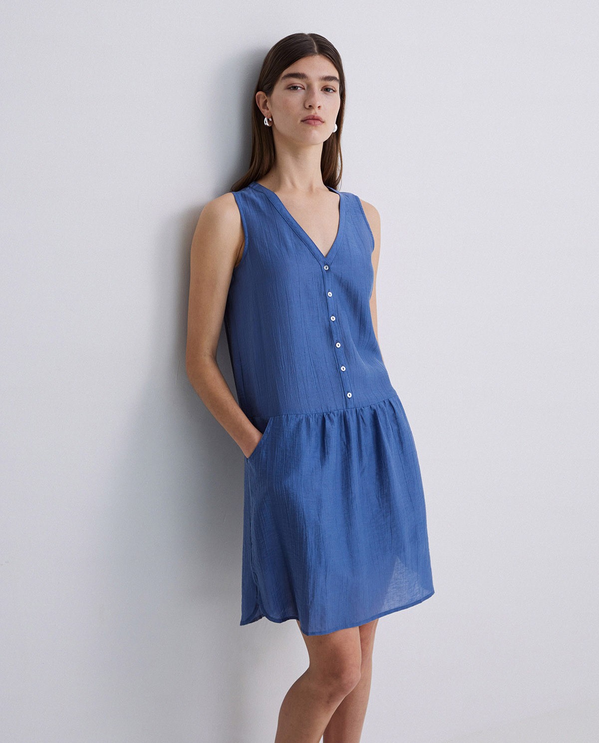 Robe courte bleu satin 2