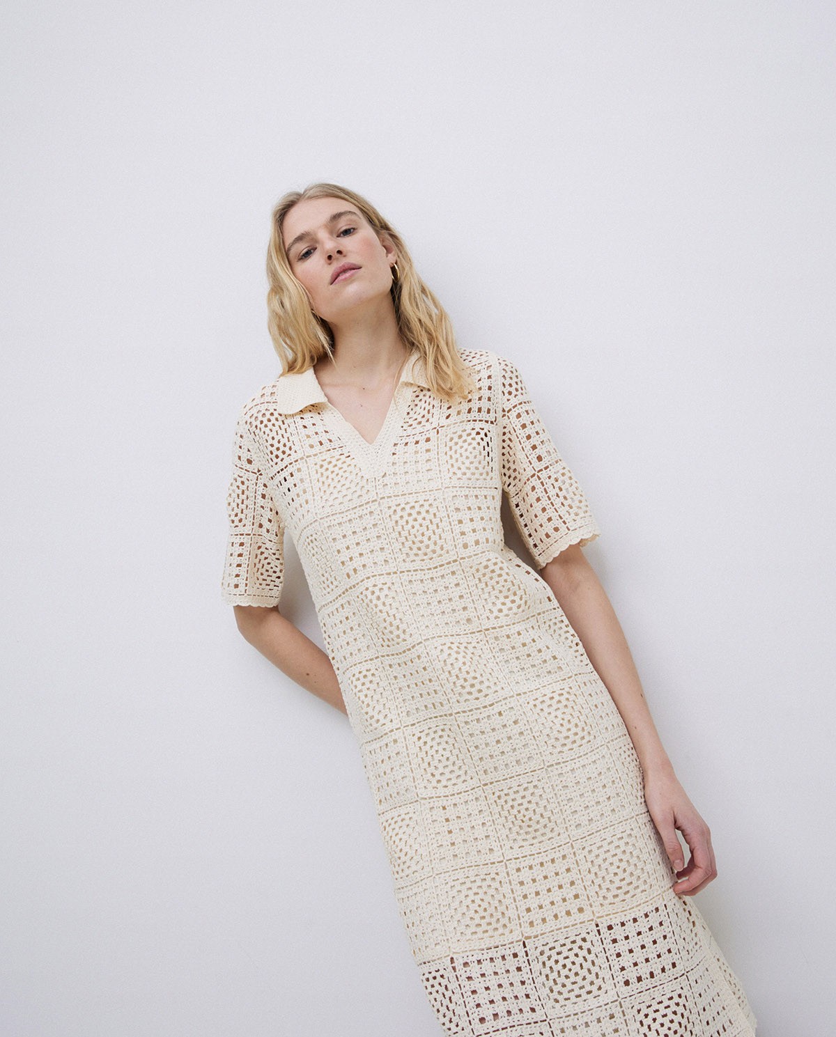 Vestido crochet cuello polo crudo 2
