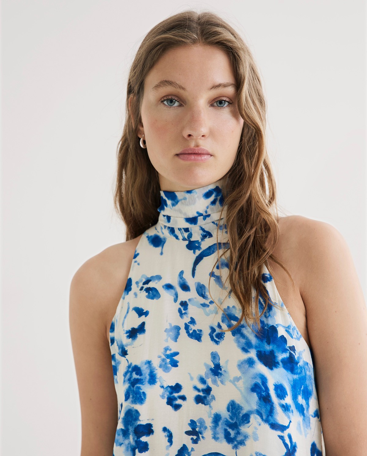 Long halter dress with bow|Yerse 1