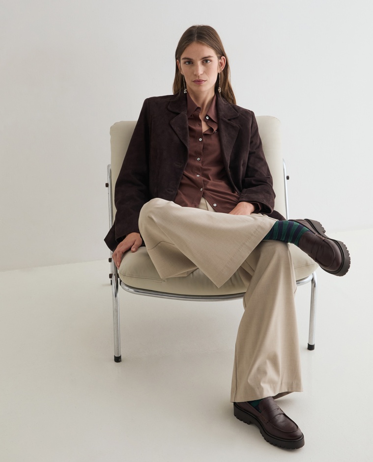 Mocasín de piel con plataforma en marrón oscuro