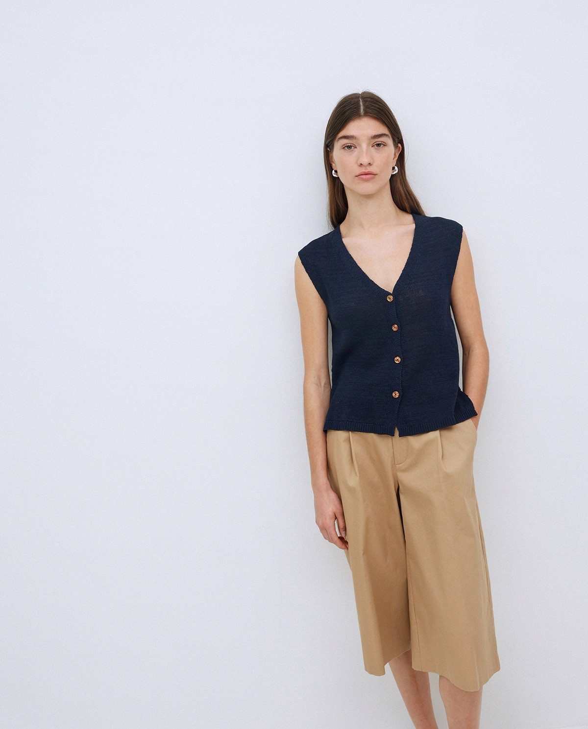 Gilet coton col en V bleu foncé 3
