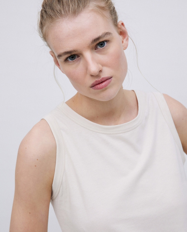 Beige basic round-neck top