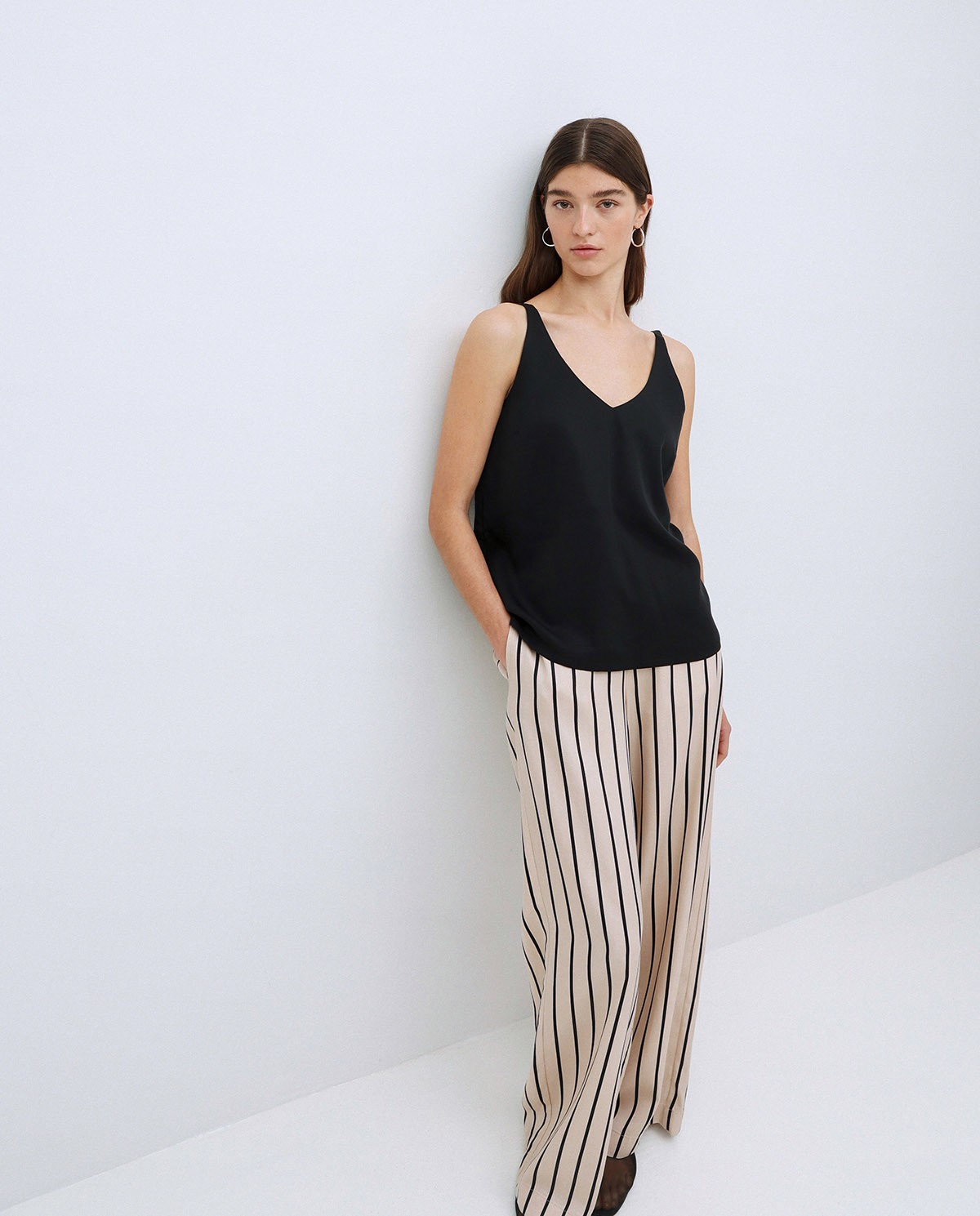 Top Tencel pico negro 4