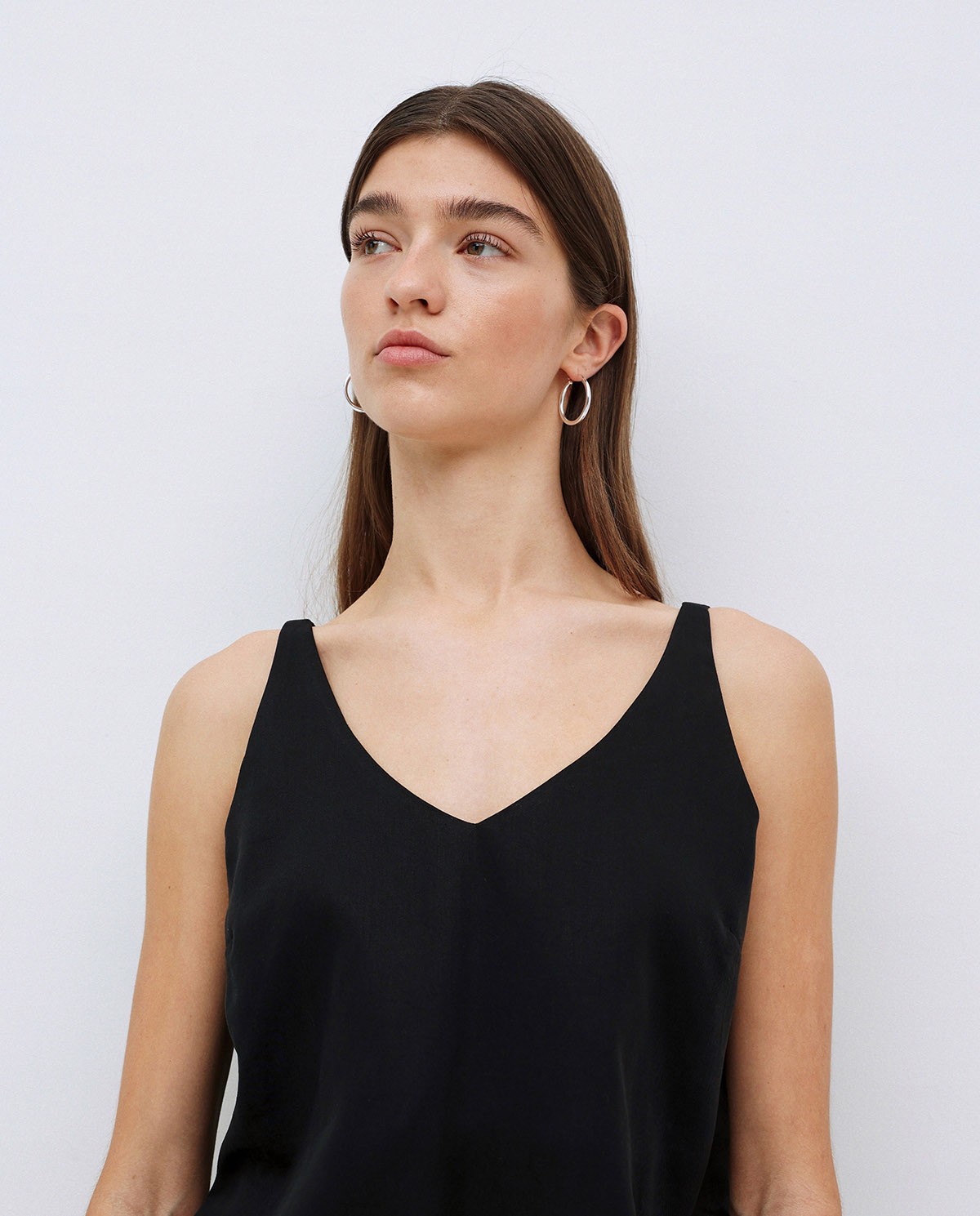 Top Tencel pico negro 2