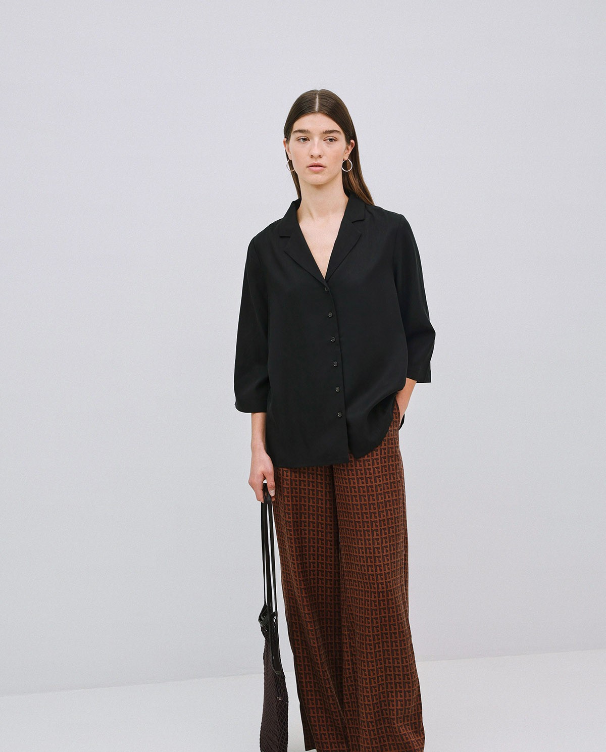 Chemise en lyocell col revers noir 4