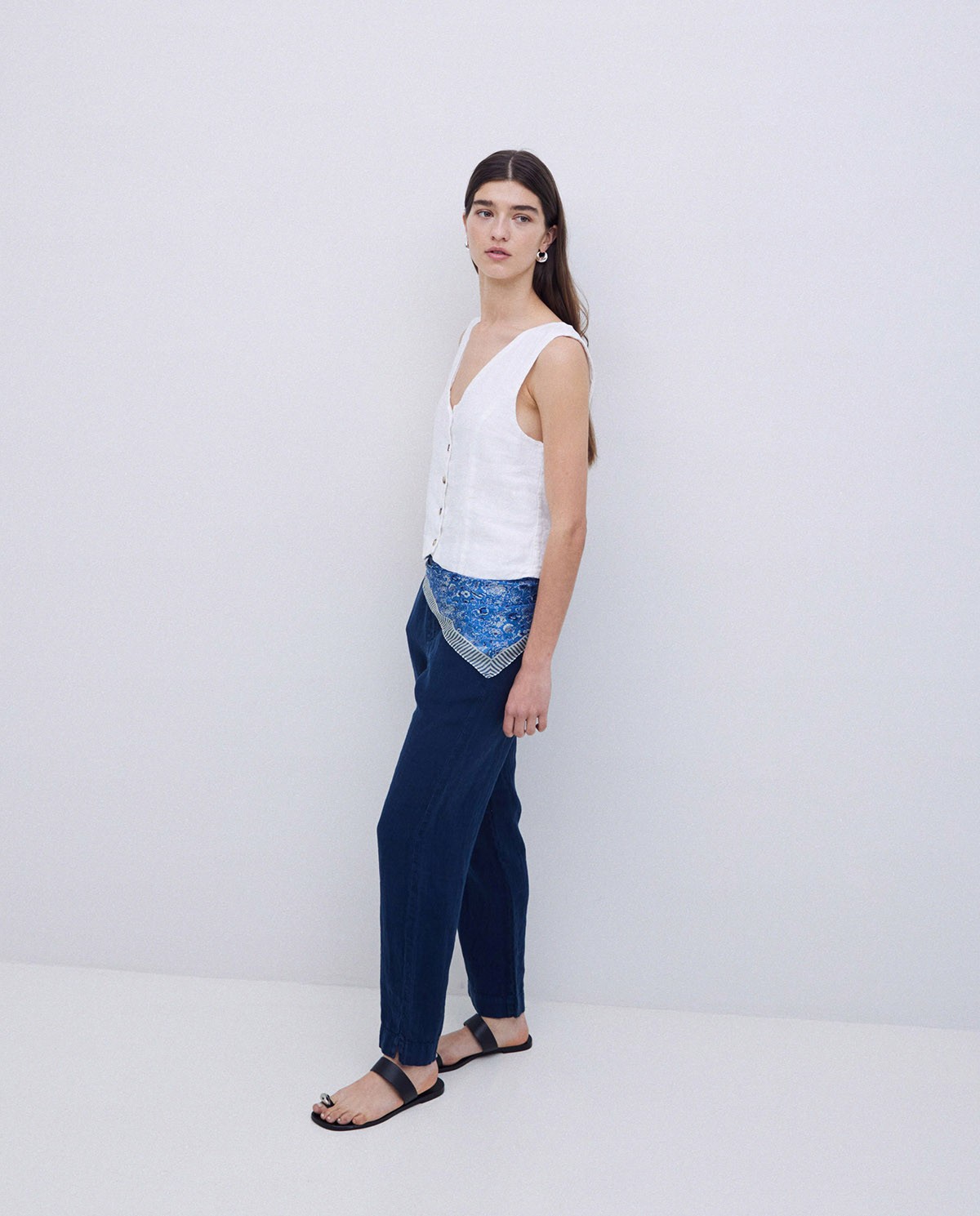 Pantalons rectes lli blau fosc 2