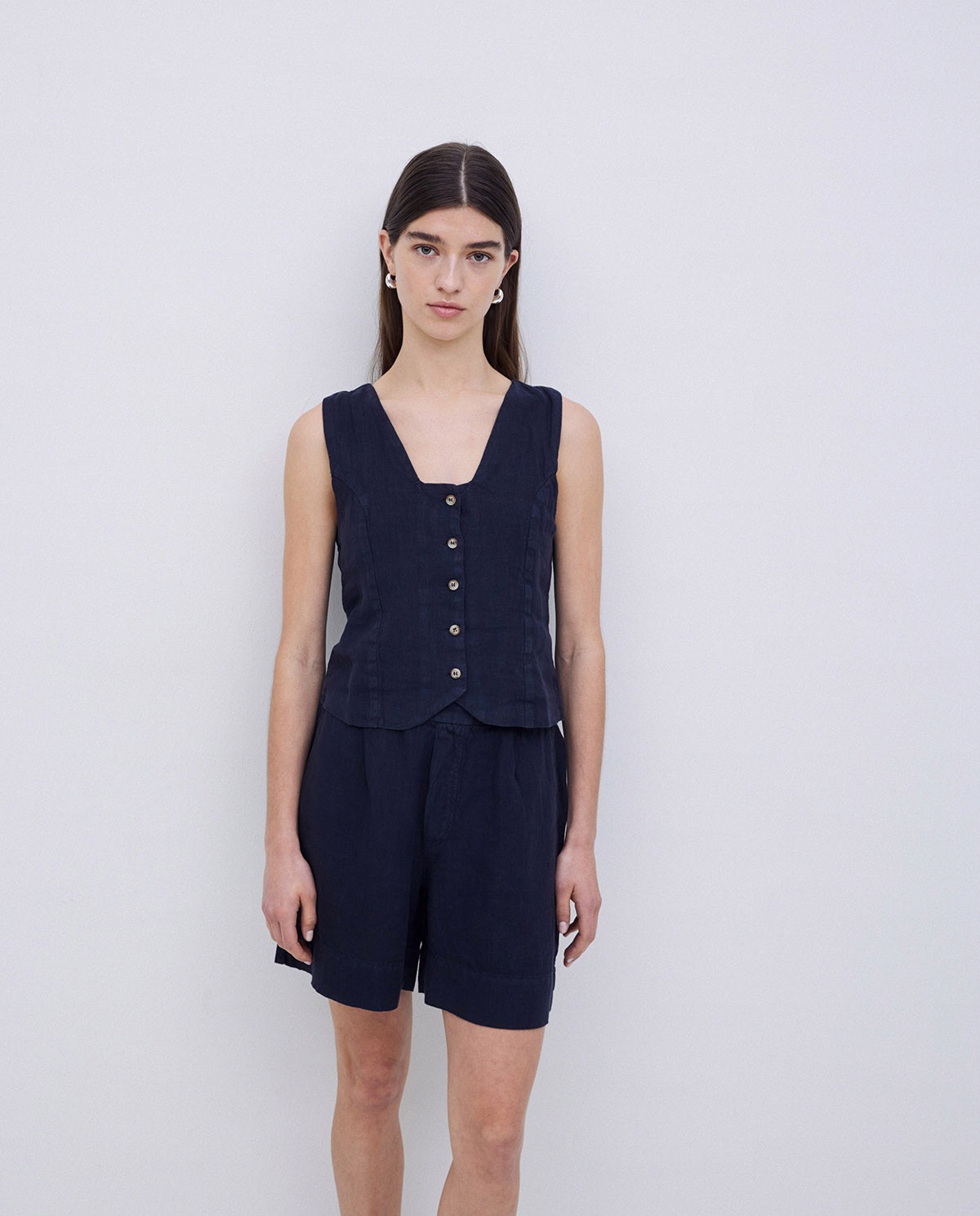 Dark blue 100% linen shorts 2