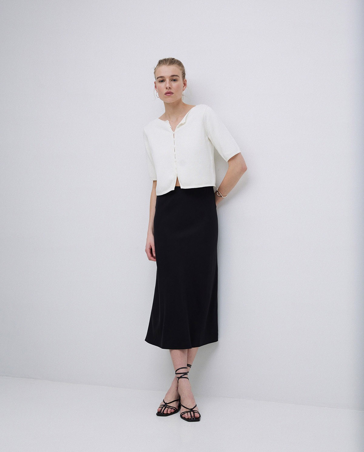 Falda midi tencel negro