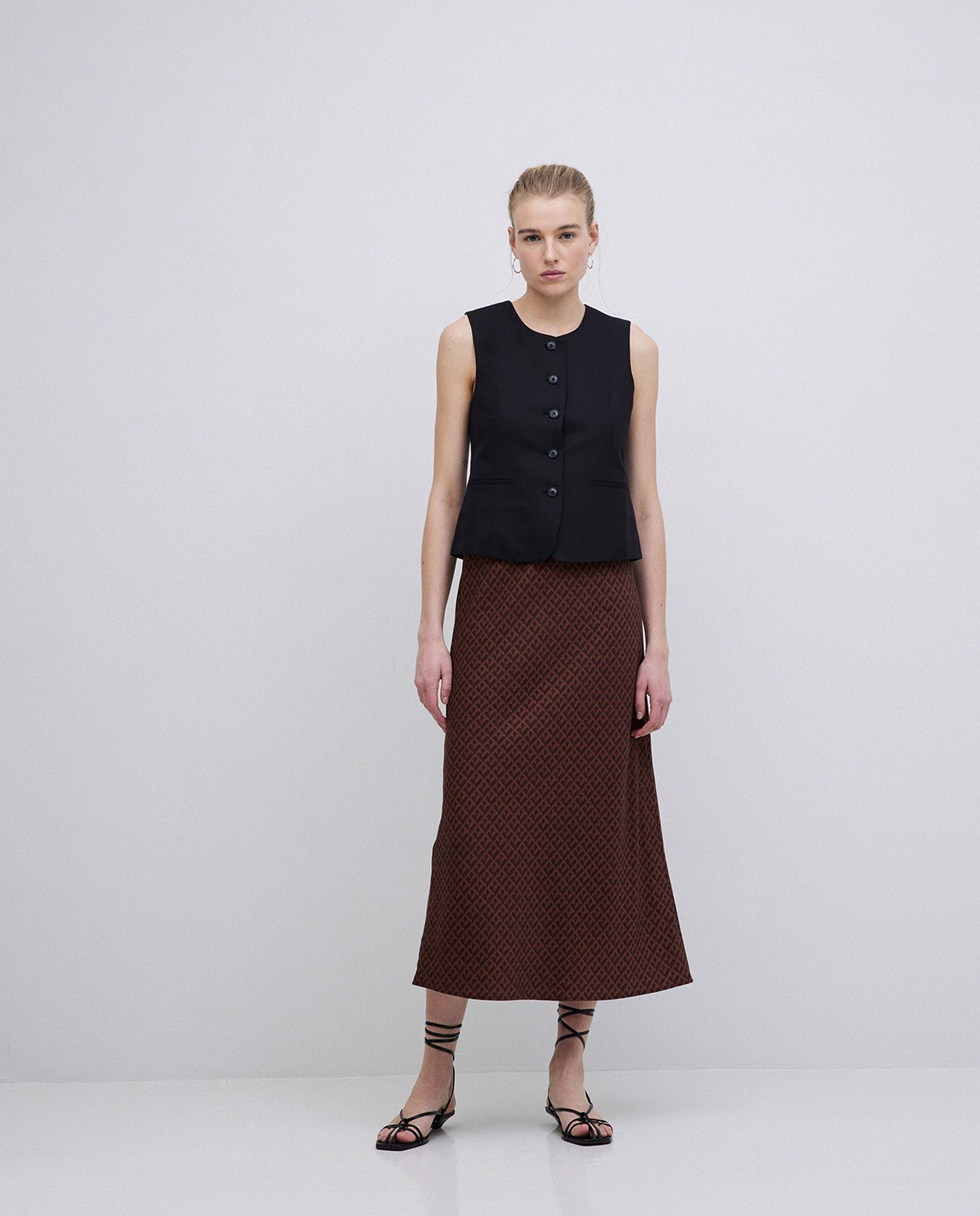 Chocolate geometric print skirt