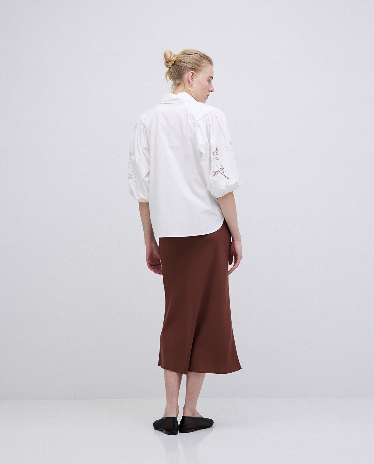 Falda midi tencel chocolate 4
