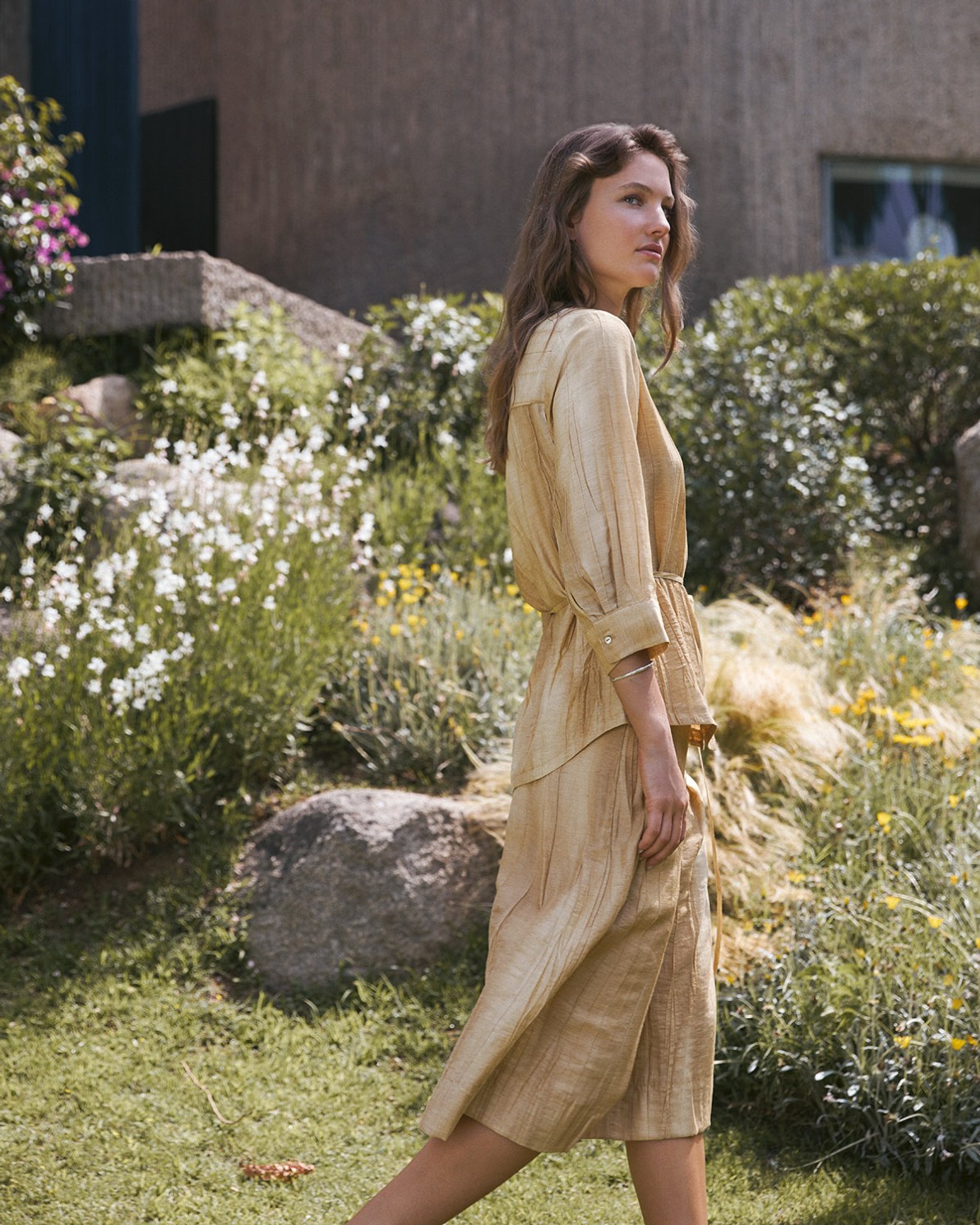 Pleated Mao-neck shirt|Yerse 2