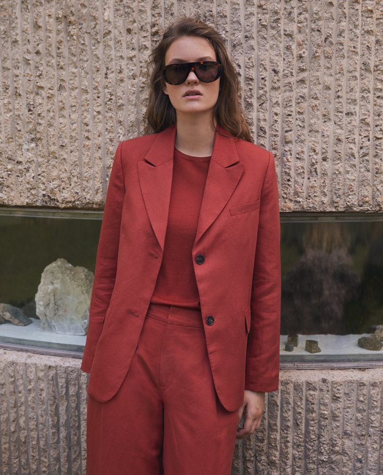 Linen-blend blazer with buttons|Yerse