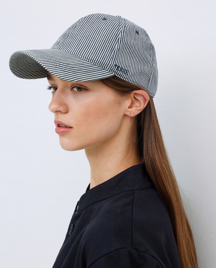 Grey striped adjustable cap