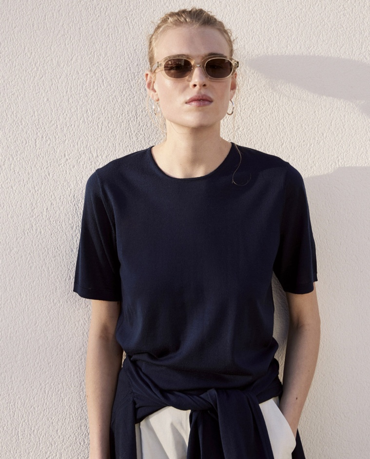 Dark blue 100% Merino wool jumper woman Yerse - Front view
