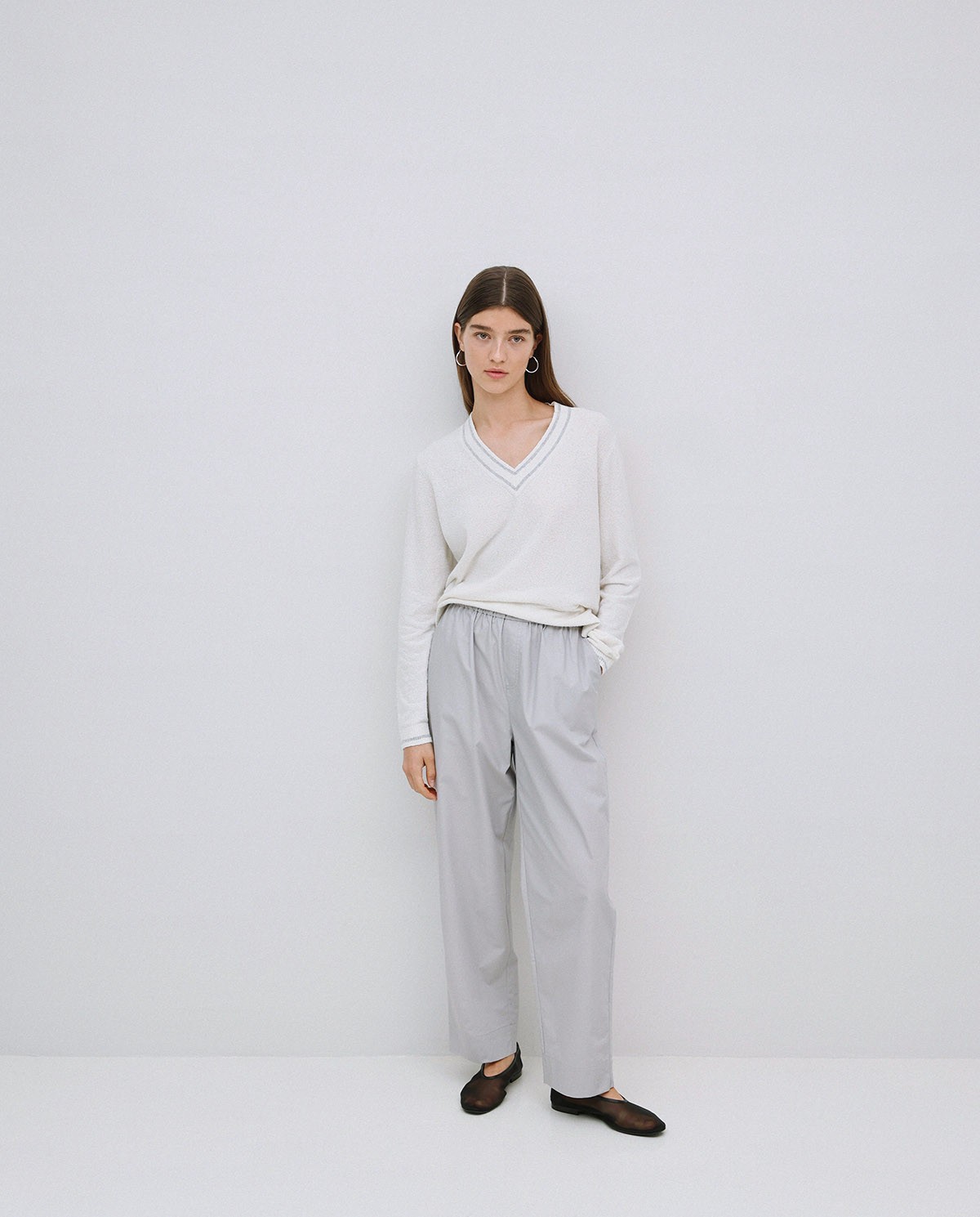 Pantalon coupe droite en popeline gris