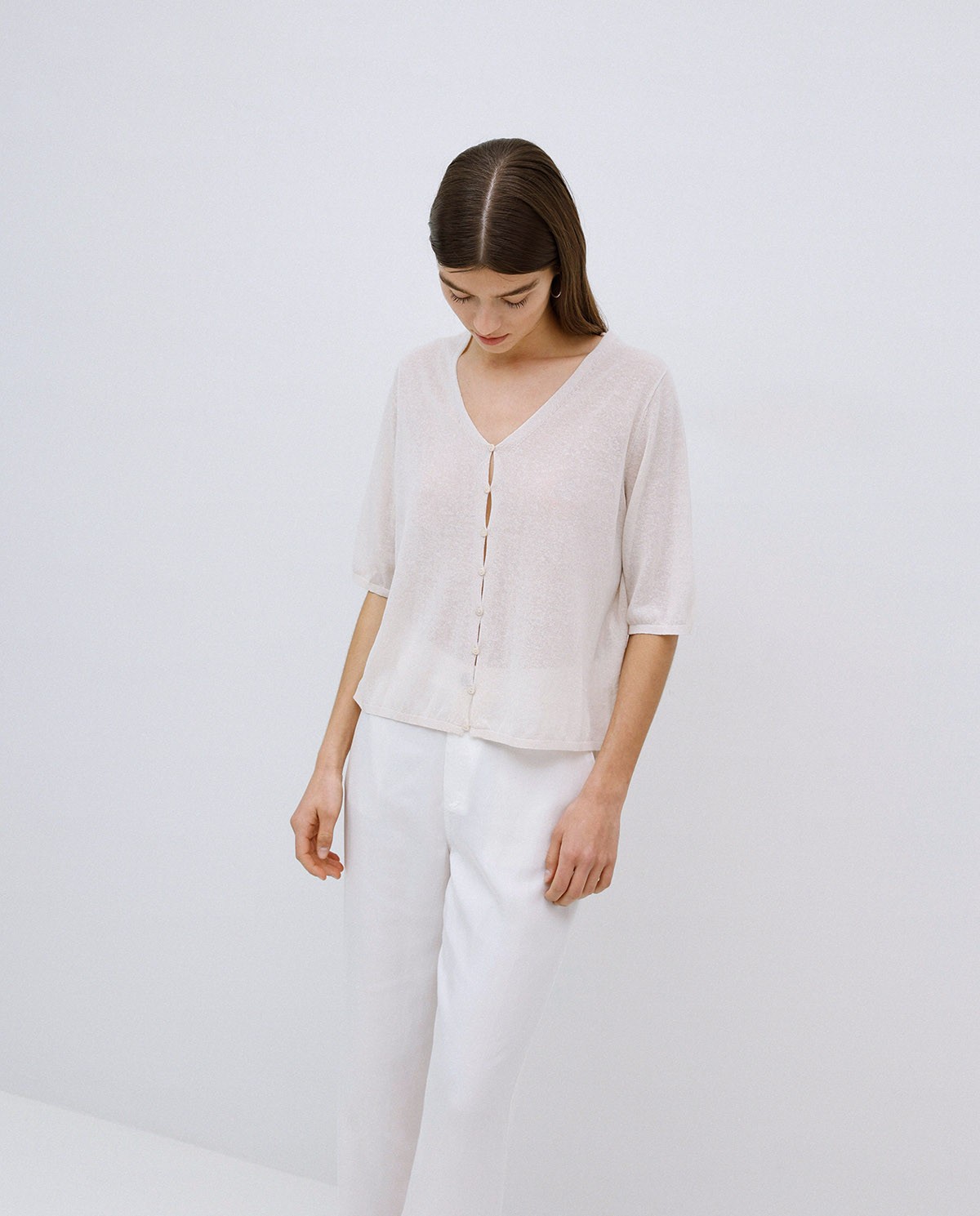 Beige short 3/4-sleeve cardigan 3