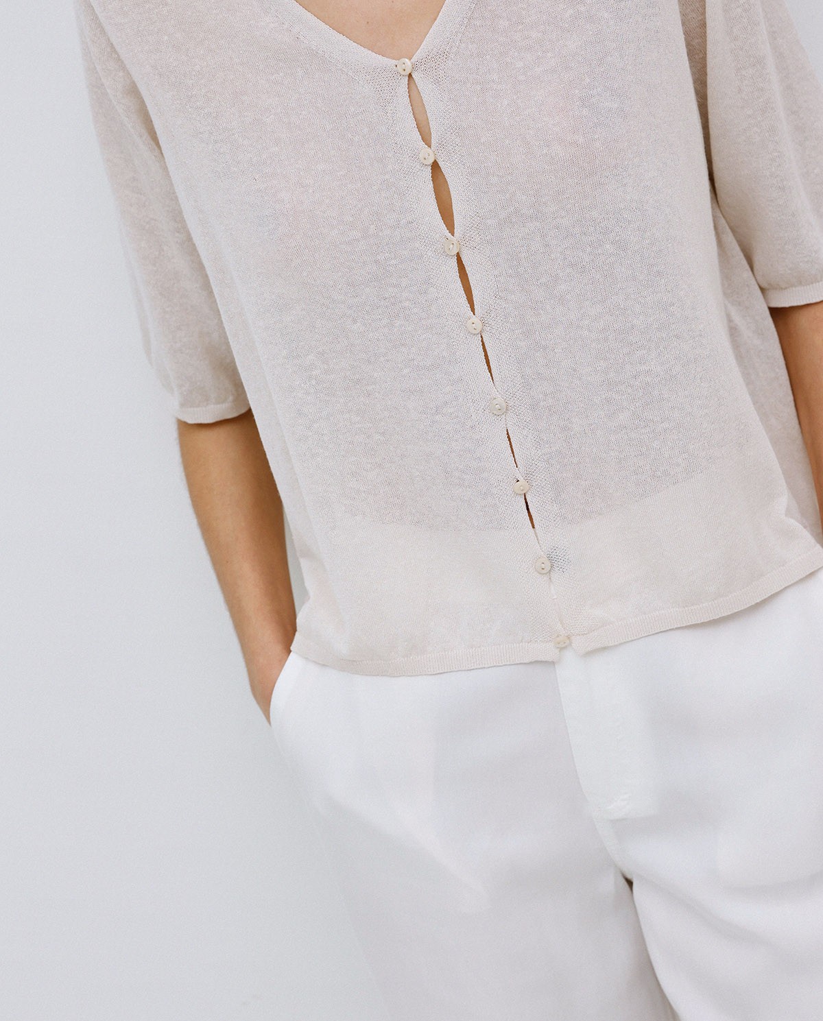 Beige short 3/4-sleeve cardigan 2