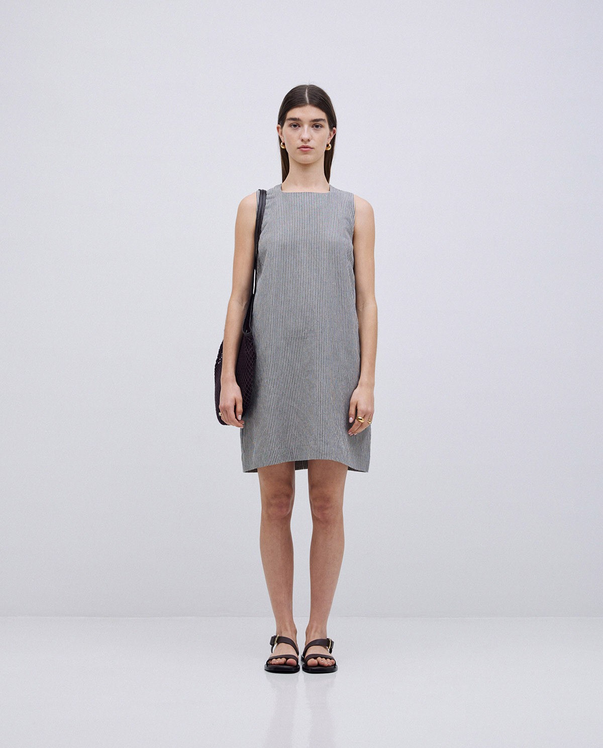 Vestido corto rayas lino y algodón azul grisáceo 4