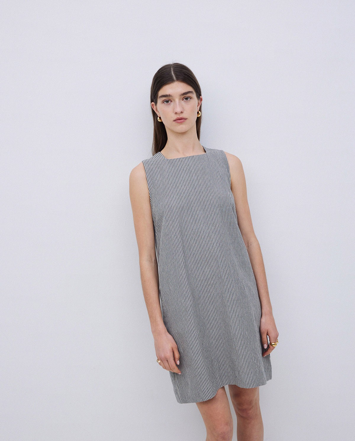 Vestido corto rayas lino y algodón azul grisáceo 3