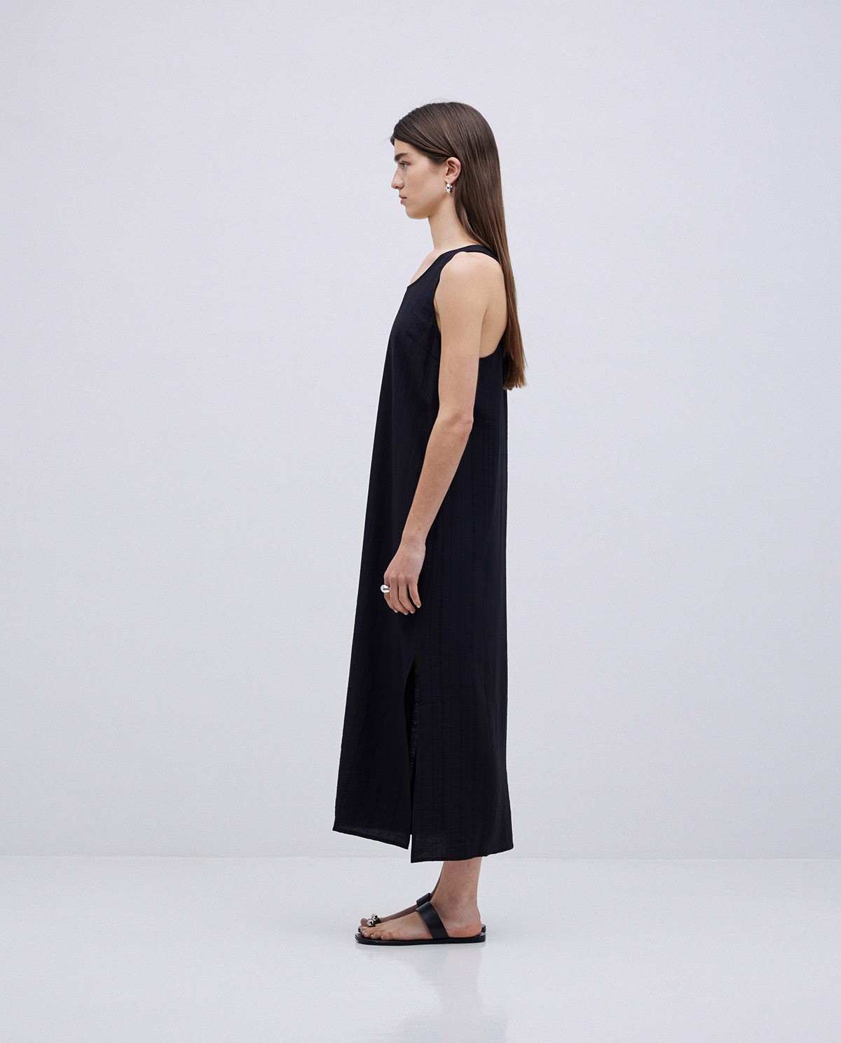 Vestido largo sin mangas negro 5