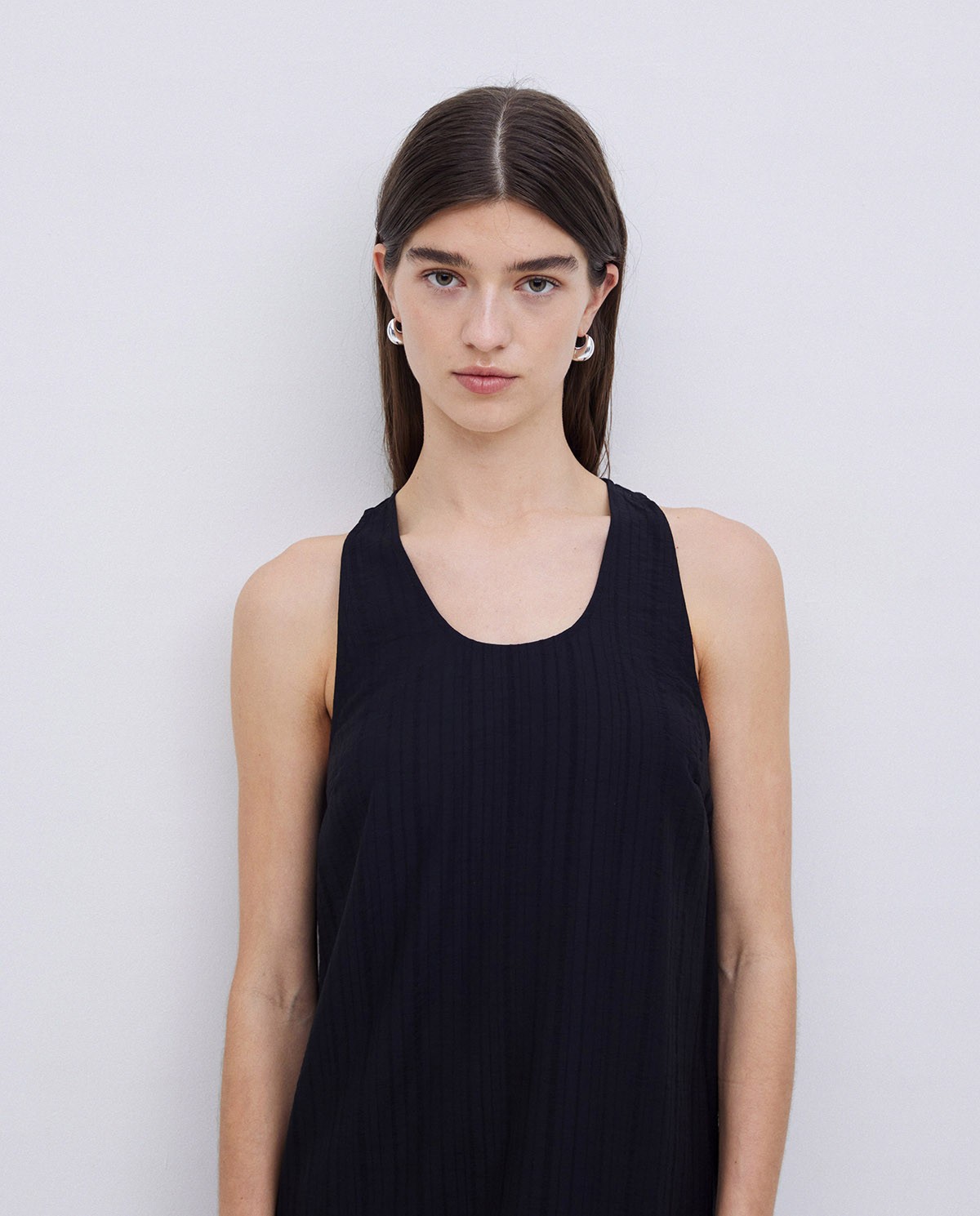 Vestido largo sin mangas negro 3