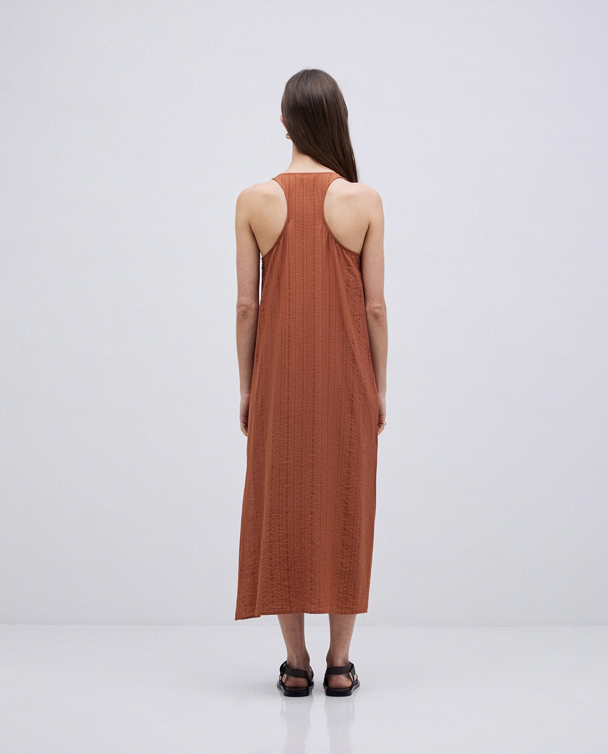 Vestido largo sin mangas terracota 6