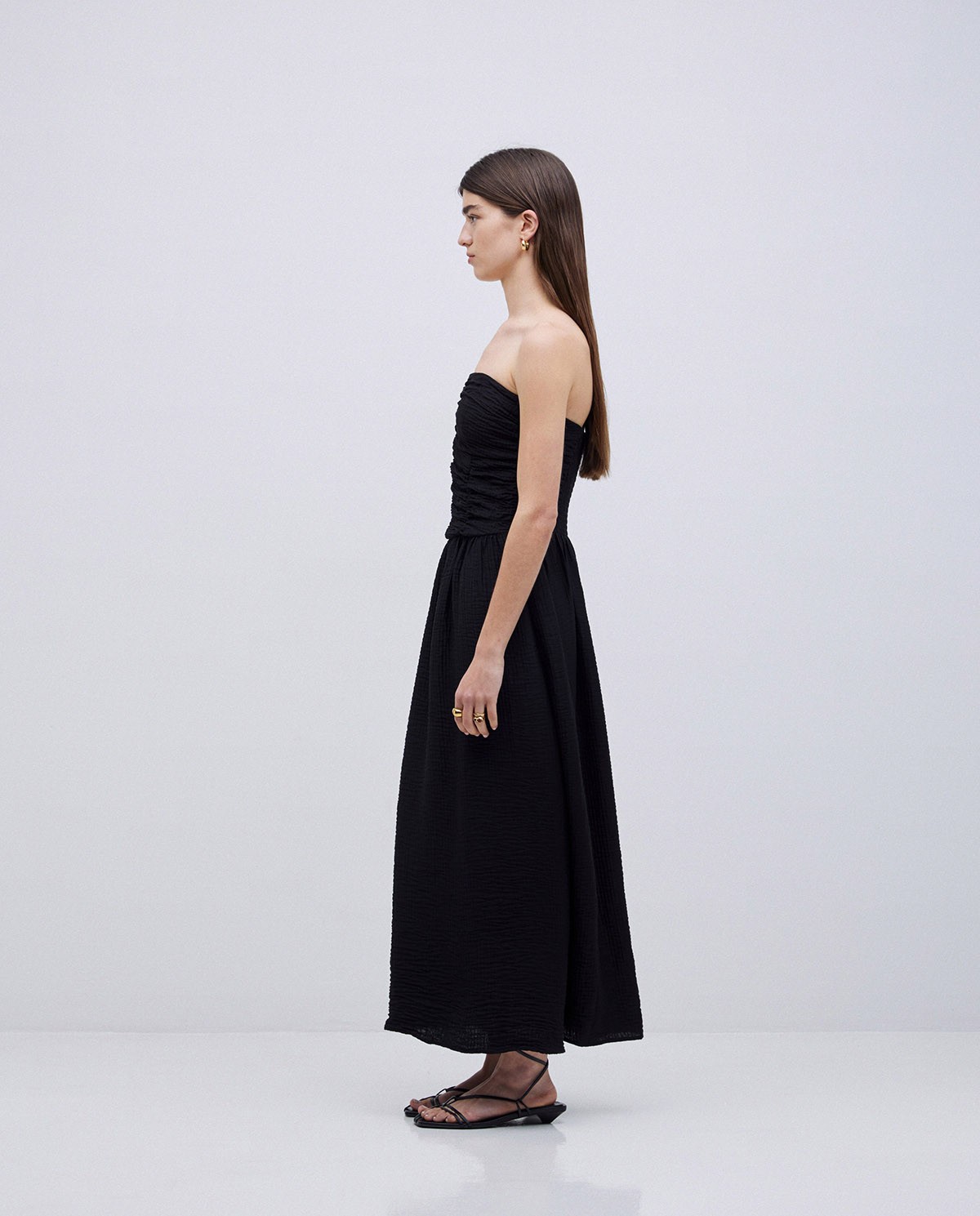 Vestido largo drapeado negro 5