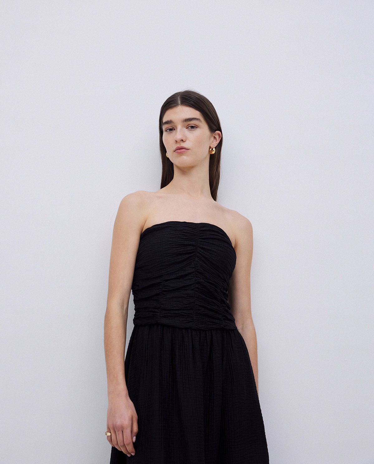 Vestido largo drapeado negro 3