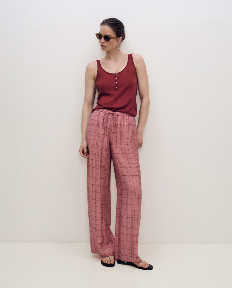 Pantalón ancho con estampado de cuadros en color rosa y cintura elástica