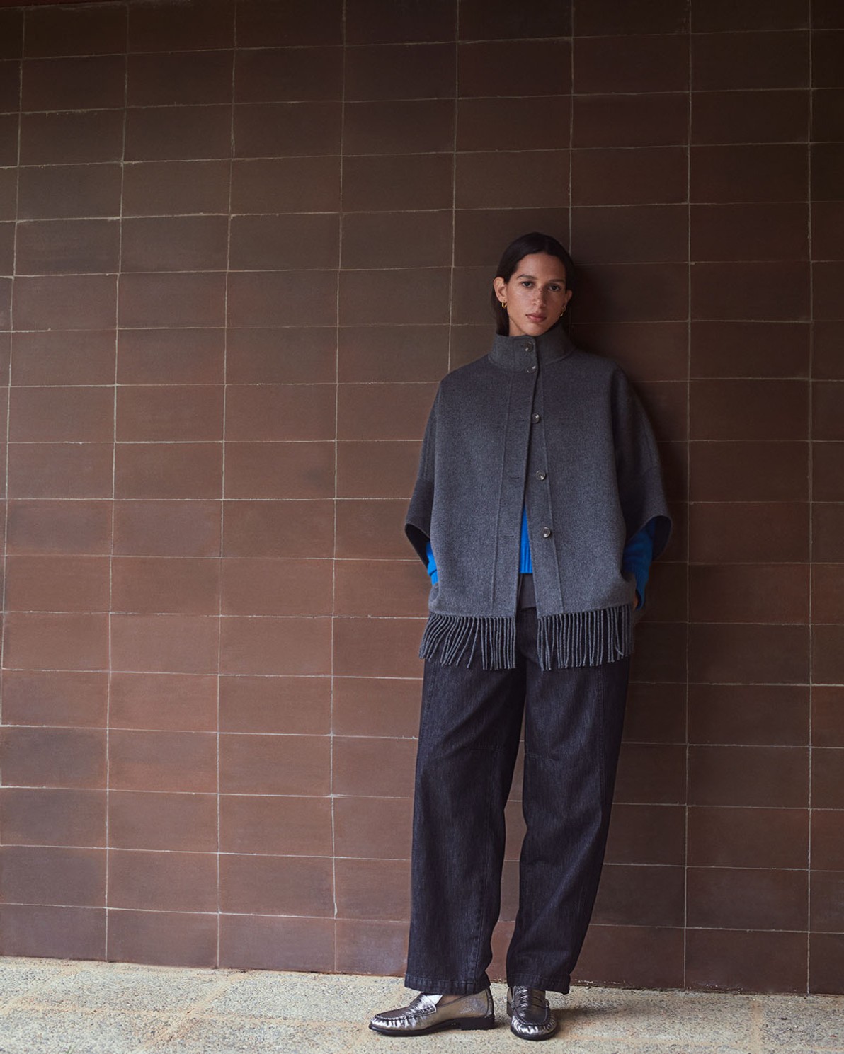 Grey fringed wool blend cape - Double-sided fabric cape 2