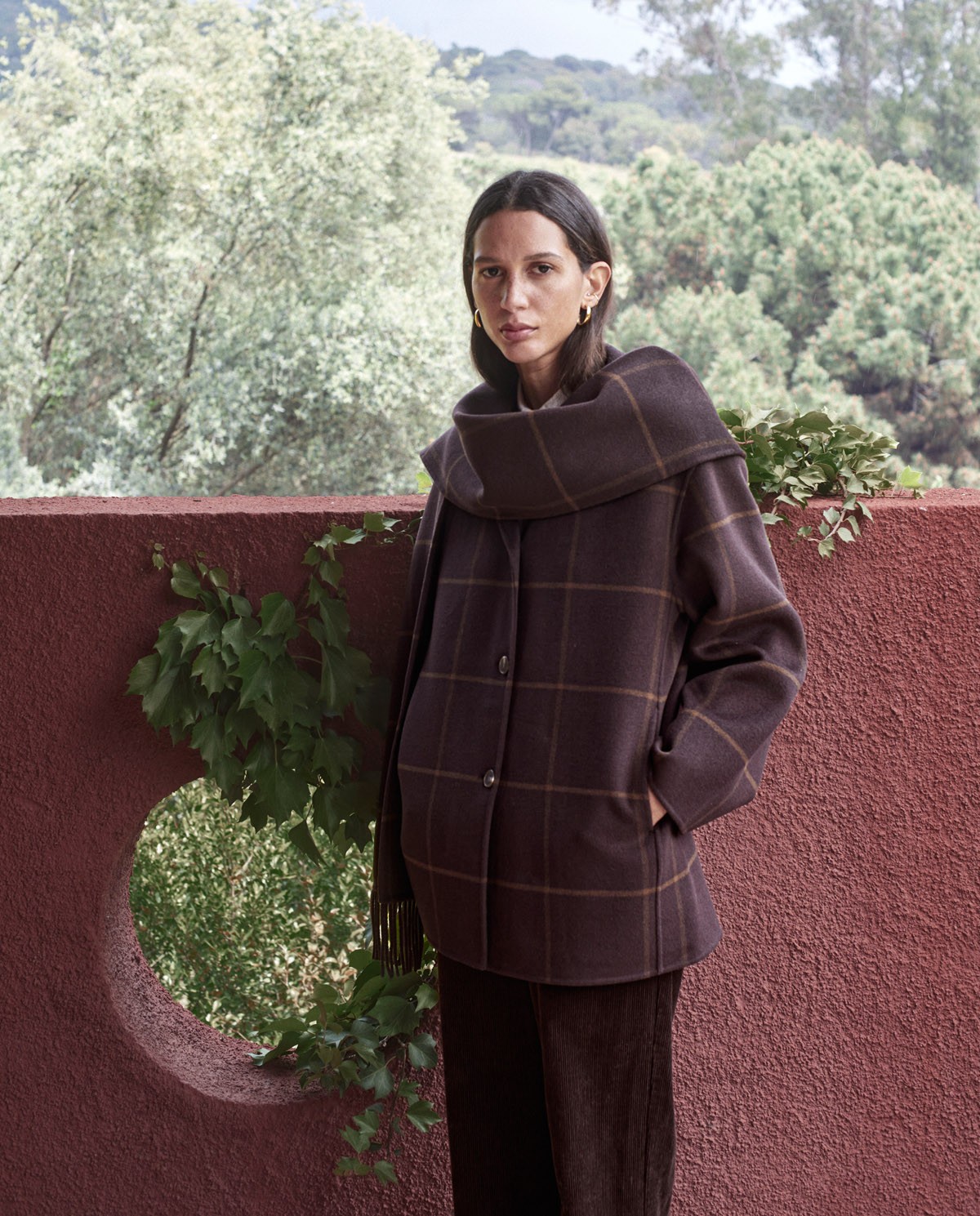 Brown wool blend coat with scarf - Coat with non-removable scarf 1