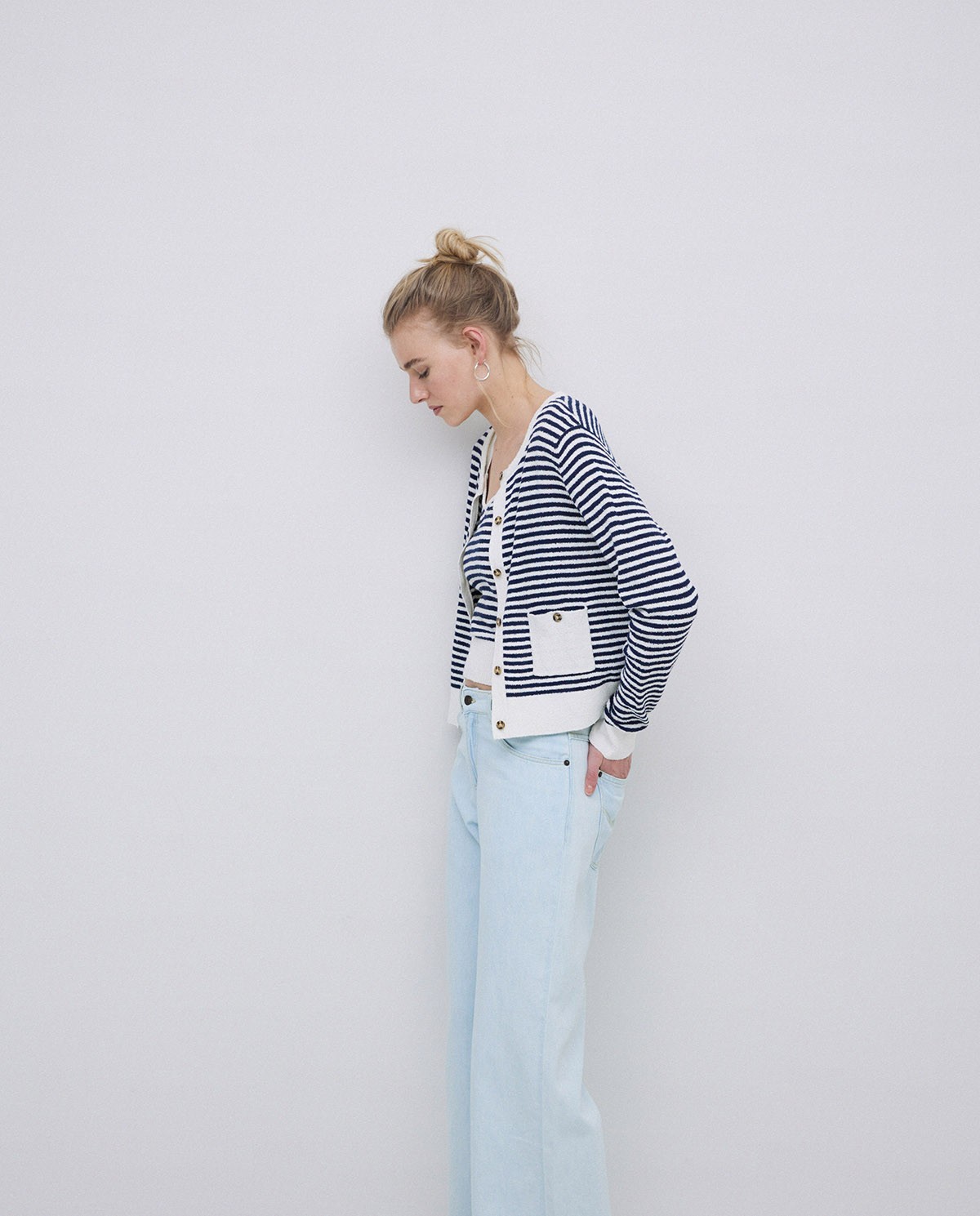 Cardigan à rayures en coton bleu foncé 5
