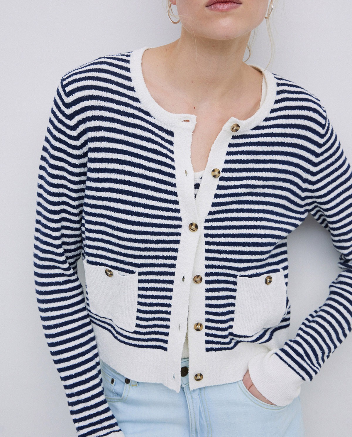 Cardigan à rayures en coton bleu foncé 1