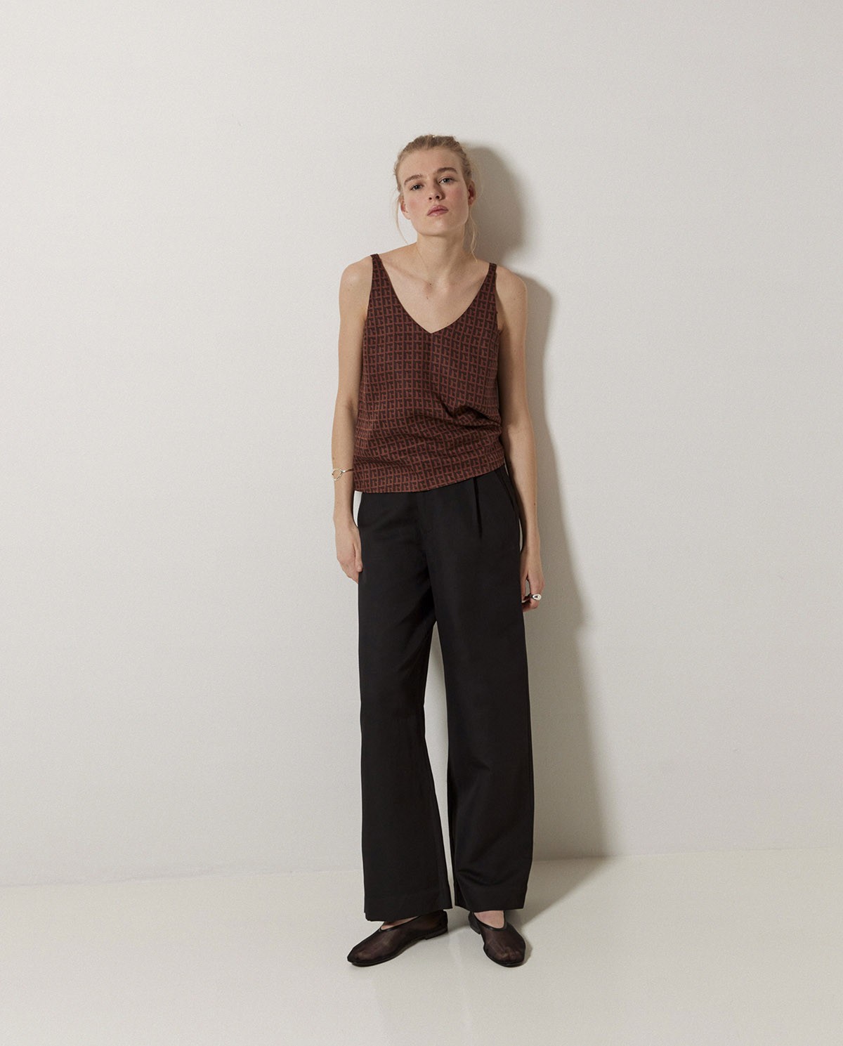 Top Tencel pico chocolate 4