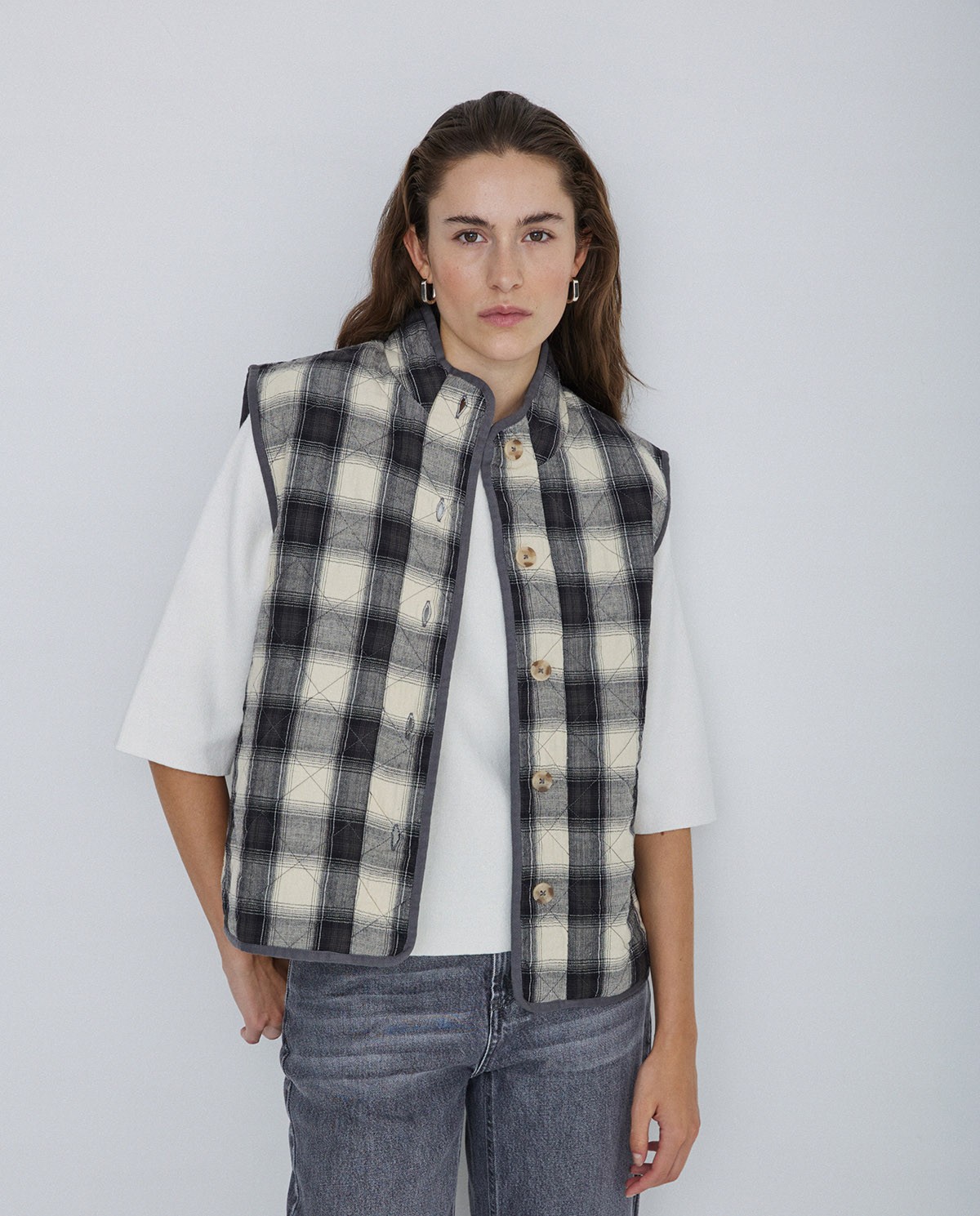 Quilted Plaid Vest black