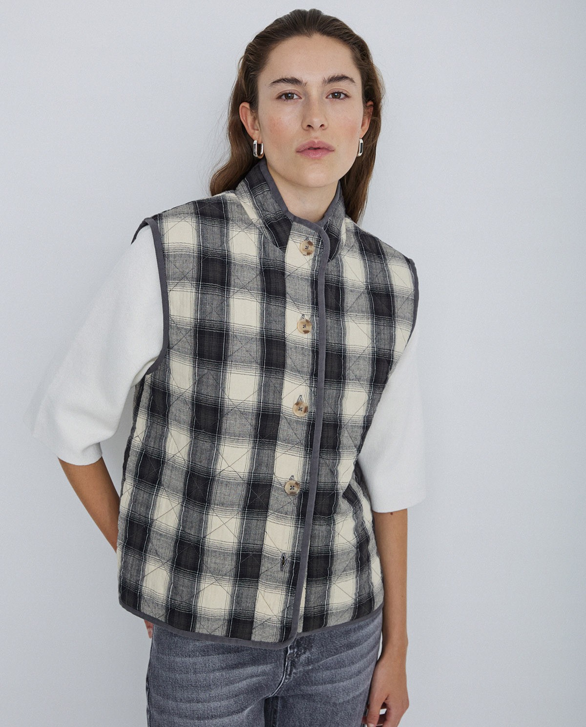 Quilted Plaid Vest black