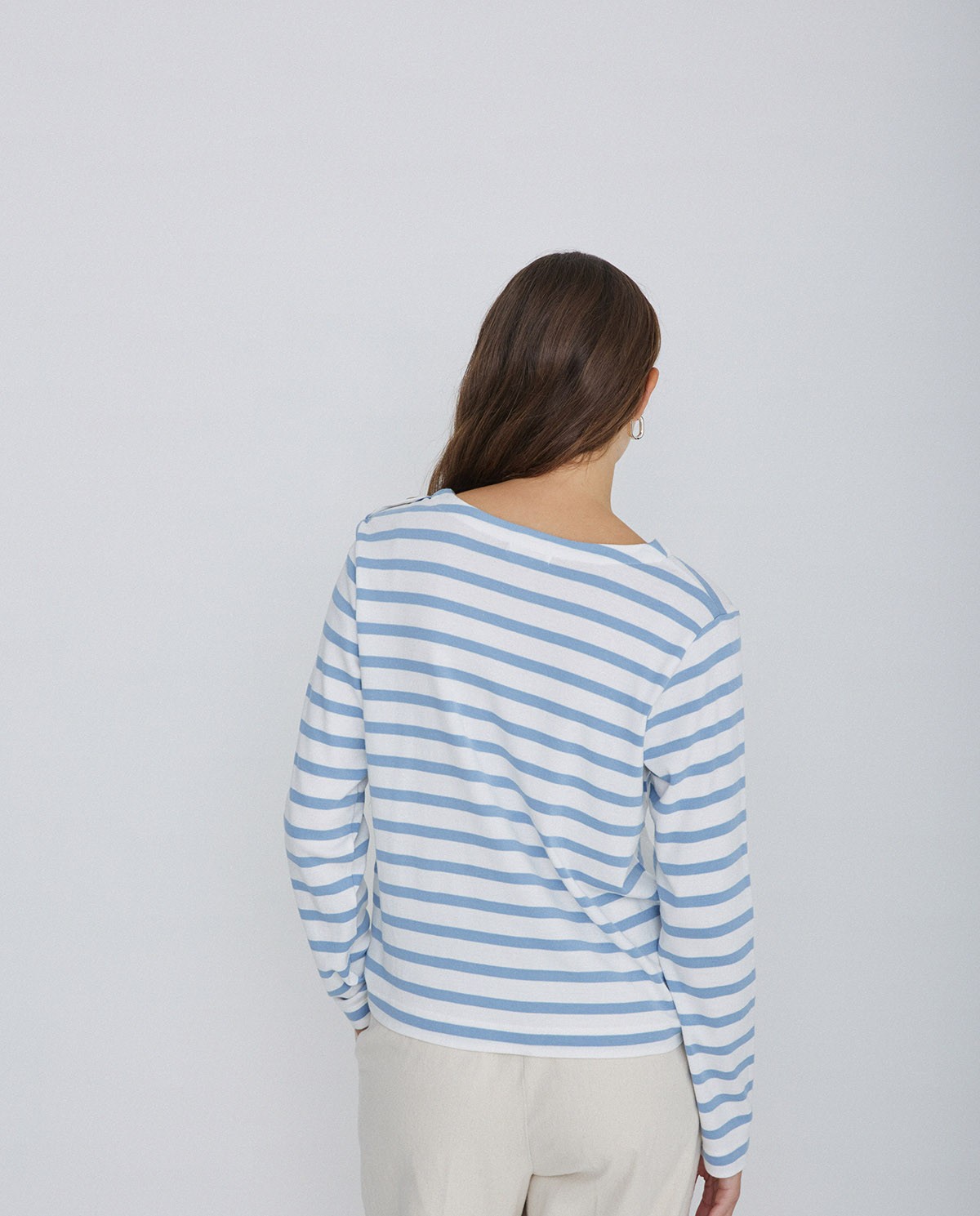 Men’S T-Shirt Buttons light blue