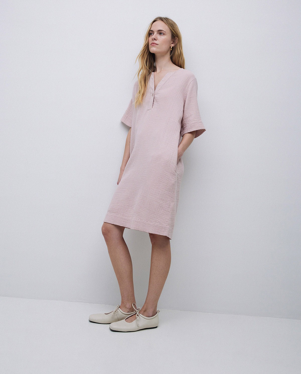 Vestido corto doble gasa rosa pálido 3