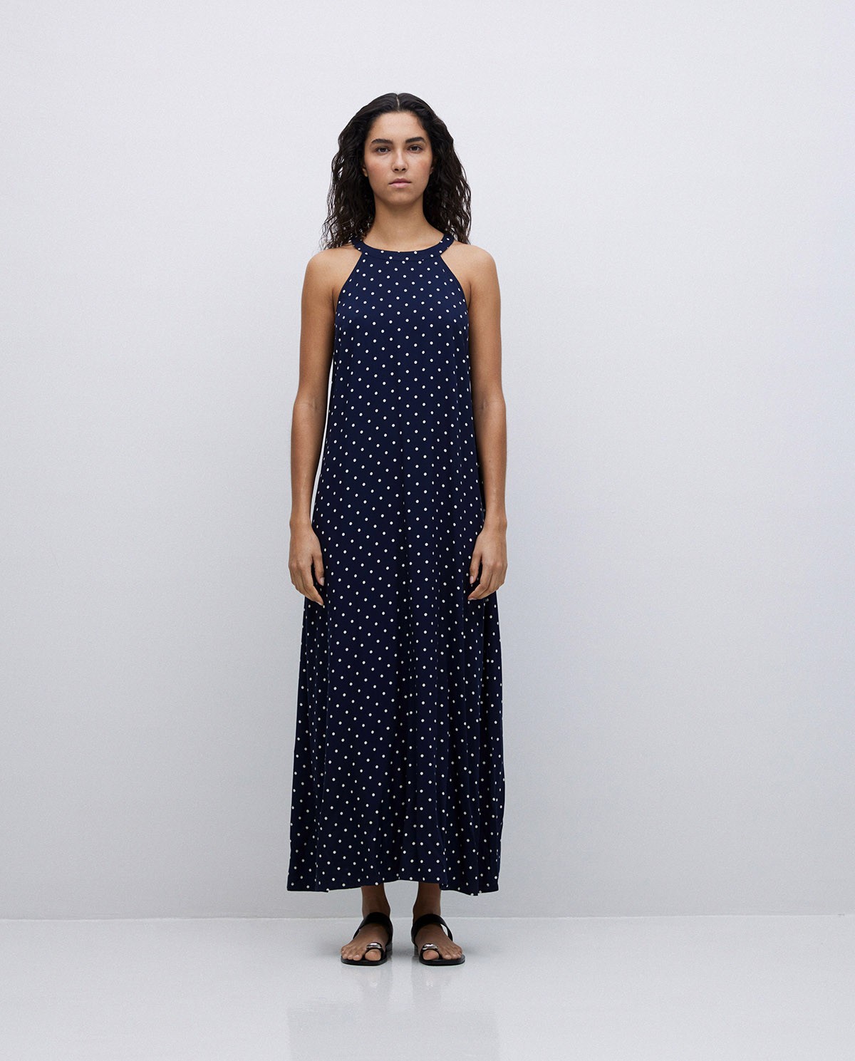 Vestido largo cuello halter lunares azul oscuro - Vestido largo
